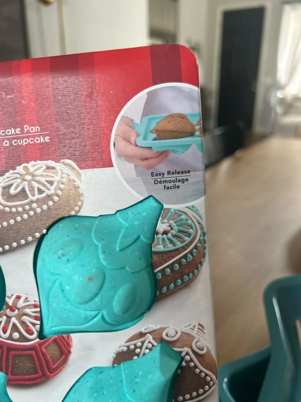 NWT Baking Accessories